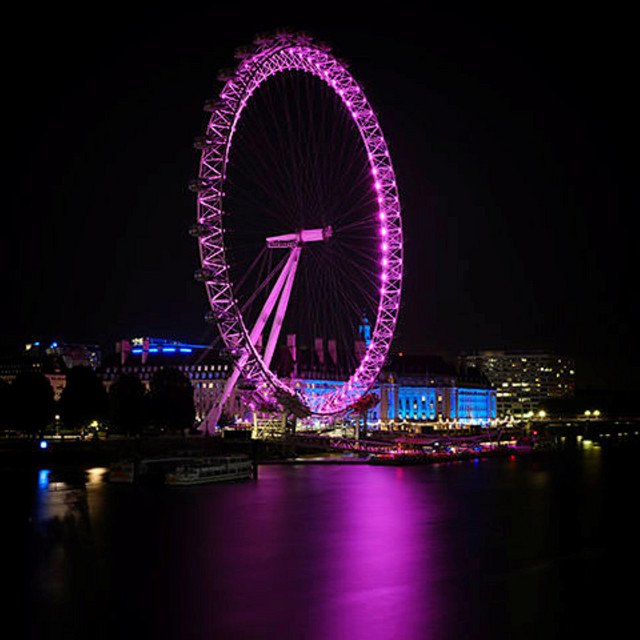 12AM in London